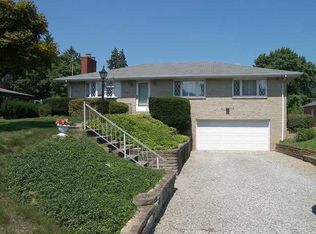 1709 Sample Rd, Allison Park, PA 15101