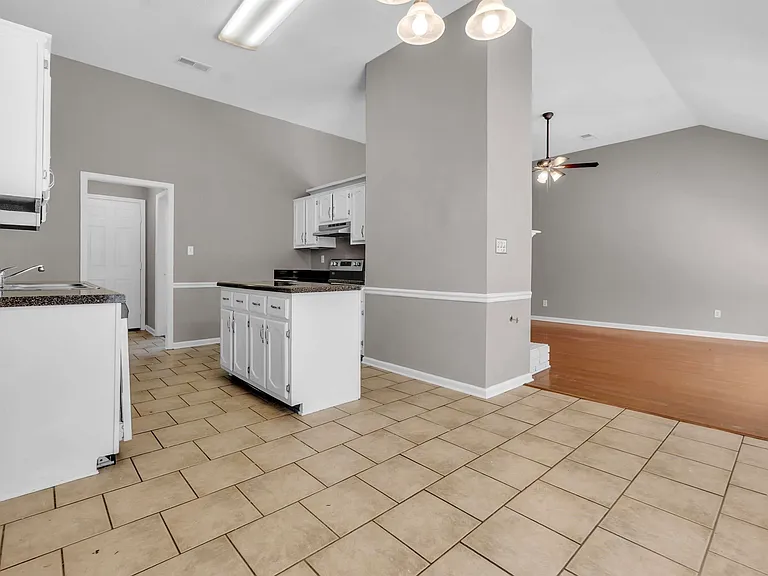 1341 Milestone Cir — Photo 8