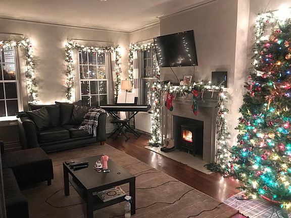 Make this home for the holidays! (apartment is not furnished.)