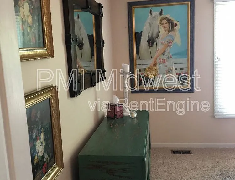 7569 Cherryhill Dr — Photo 12