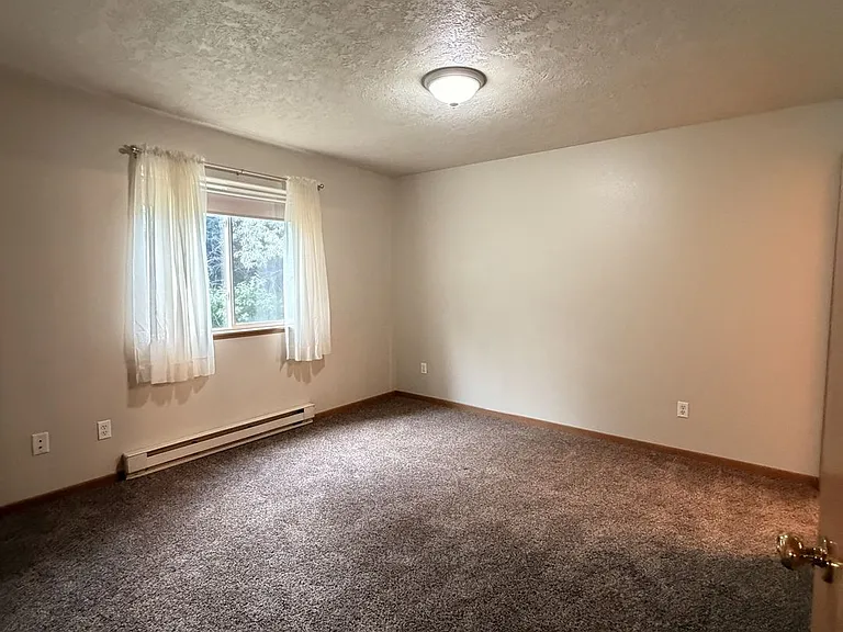 2808 6th St SW — Photo 11