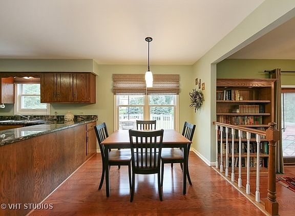 4th image of 1519 Abbotsford Dr