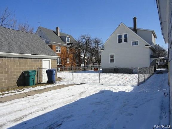 5th image of 550 21st St