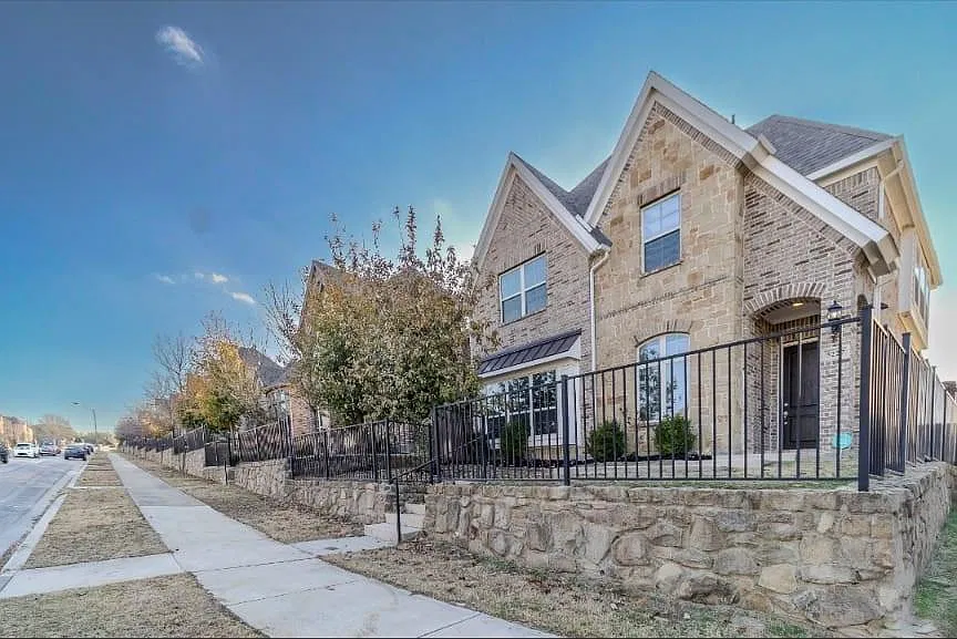 5227 Montego Bay Dr