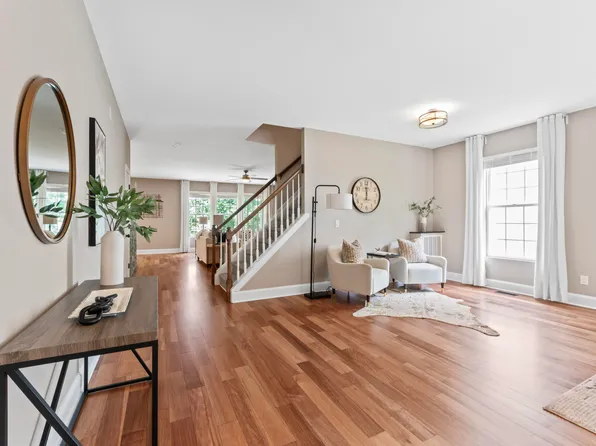 404 Texanna Way, Holly Springs, NC 27540