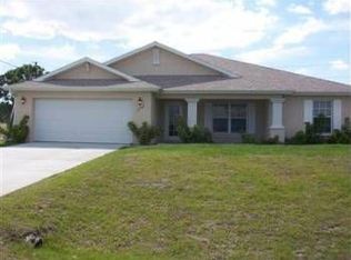 3706 NE 8th Pl, Cape Coral, FL 33909