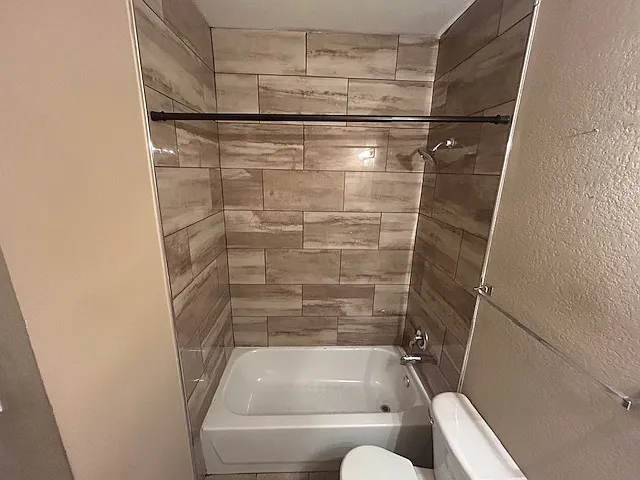 7215 Park Hill Trl — Photo 13