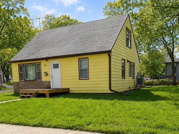 209 N Wilmoth Ave, Ames, IA 50014