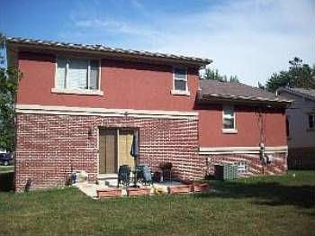 2nd image of 16008 Sawyer Ave