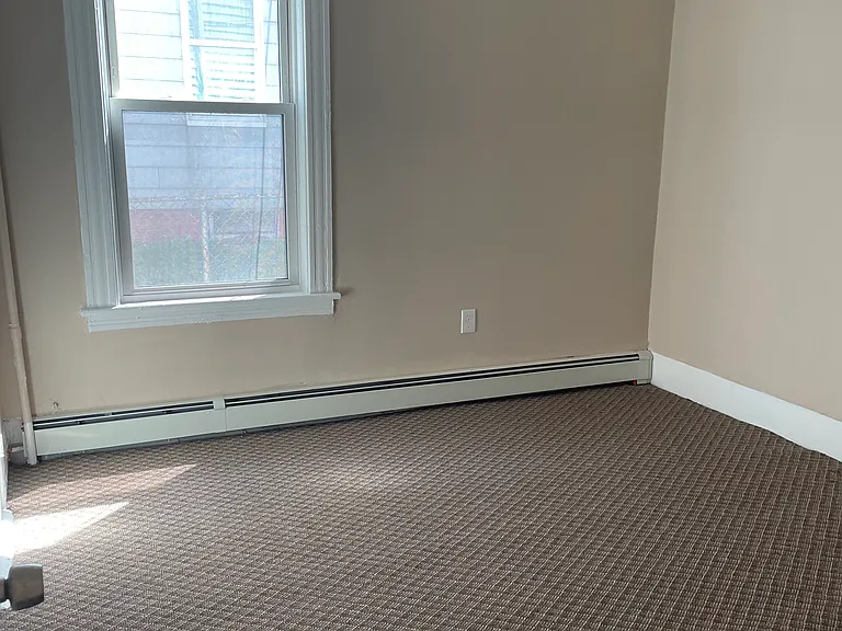 82 Penn Ave #1 — Photo 8
