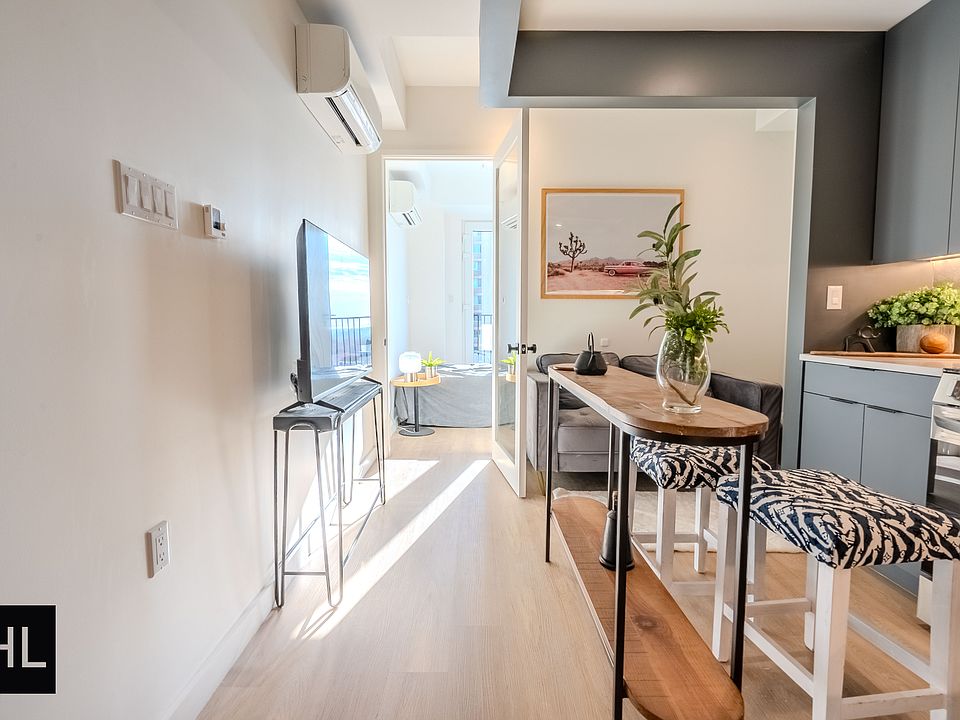 1st image of 931 Carroll St #1209