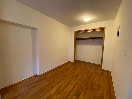 Rented by AZ REALTY NYC LLC | media 8