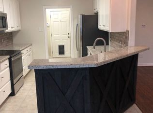 2318 Kendal Green Cir, College Station, TX 77845