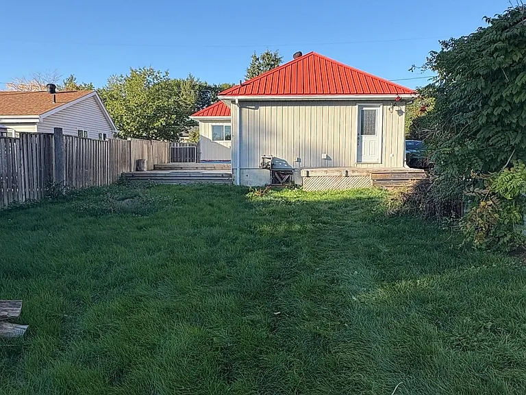 219 Southview Rd — Photo 16