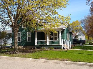 1209 Mercer St, Essexville, MI