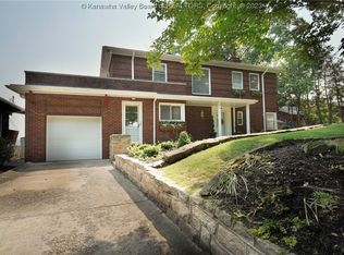 315 Mount View Dr, Charleston, WV 25314