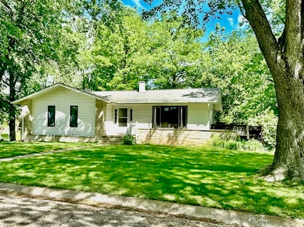 1203 E Elliston Dr, Bloomington, IN 47401