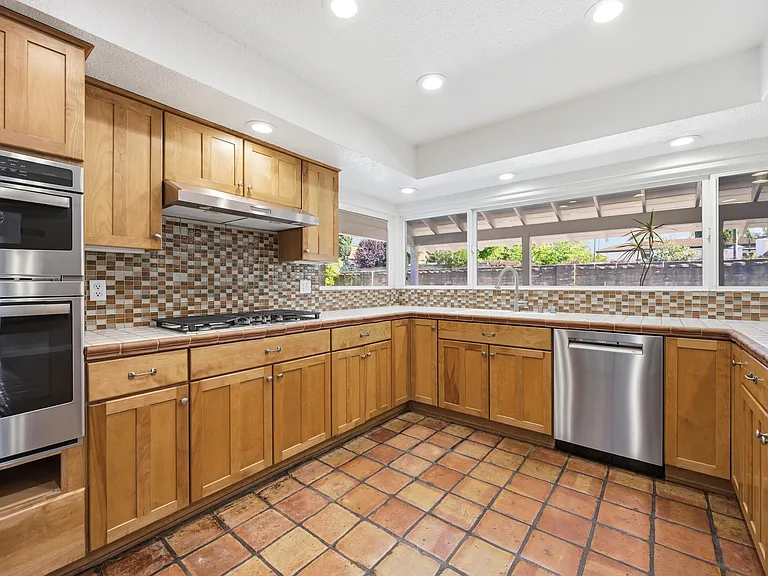 4500 Yorkfield Ct — Photo 12