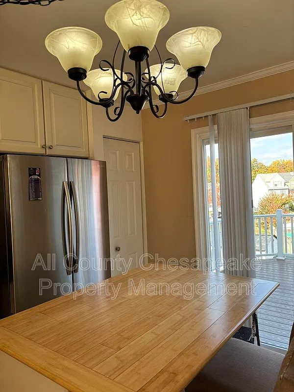 2 bed, 2.5 bath, $1,800 — Photo 4