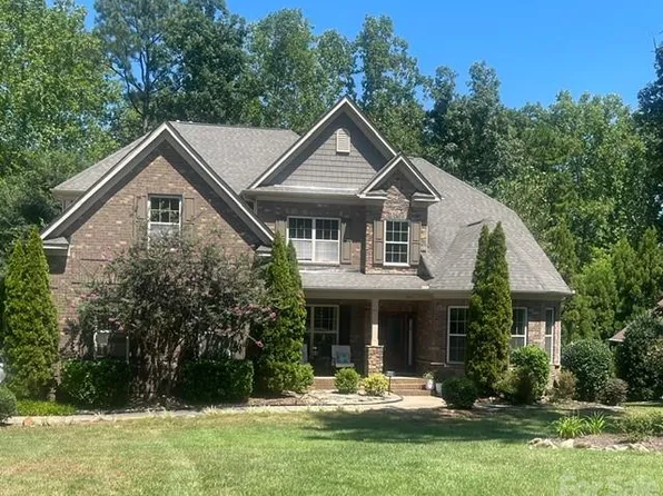 725 Fawns Glen Pl, Lake Wylie, SC 29710