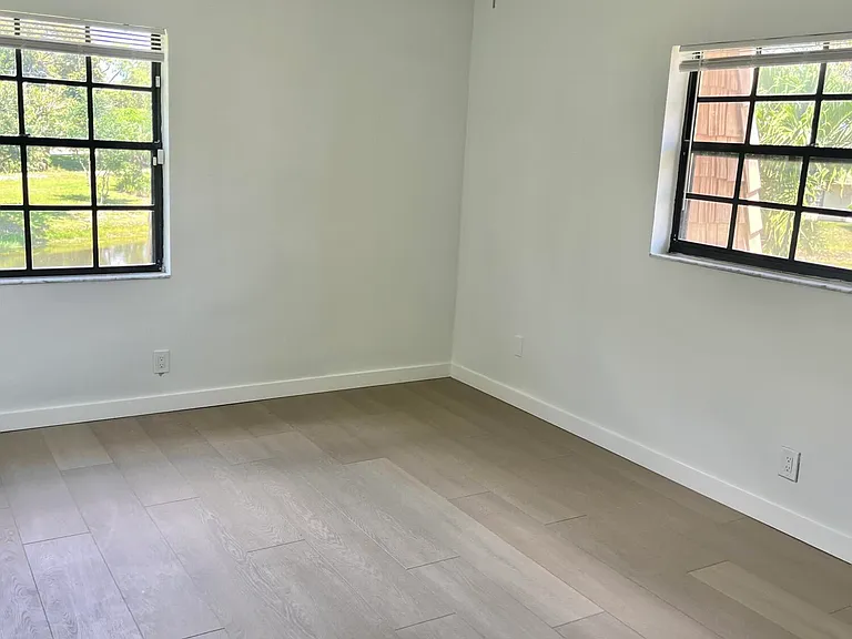 4243 Oak Terrace Dr #4243 — Photo 5