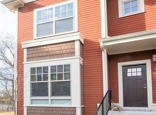 2012 Symmes Cir, Arlington, MA 02474