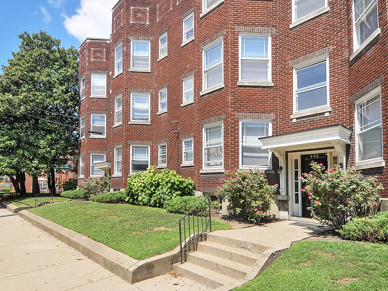 409 W Bloom St #11 — Photo 4