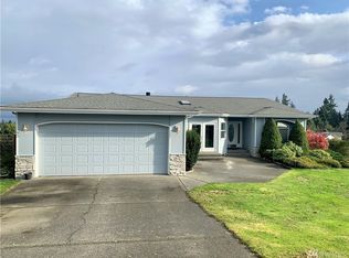 6755 Viewmont Dr, Clinton, WA 98236