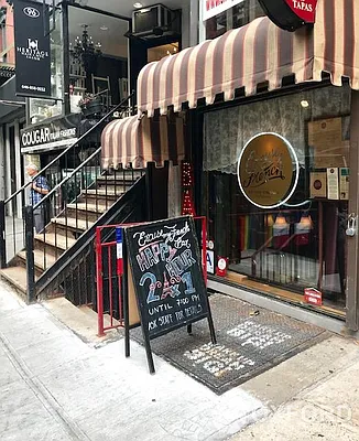 Rented by Oxford Property Group | media 44