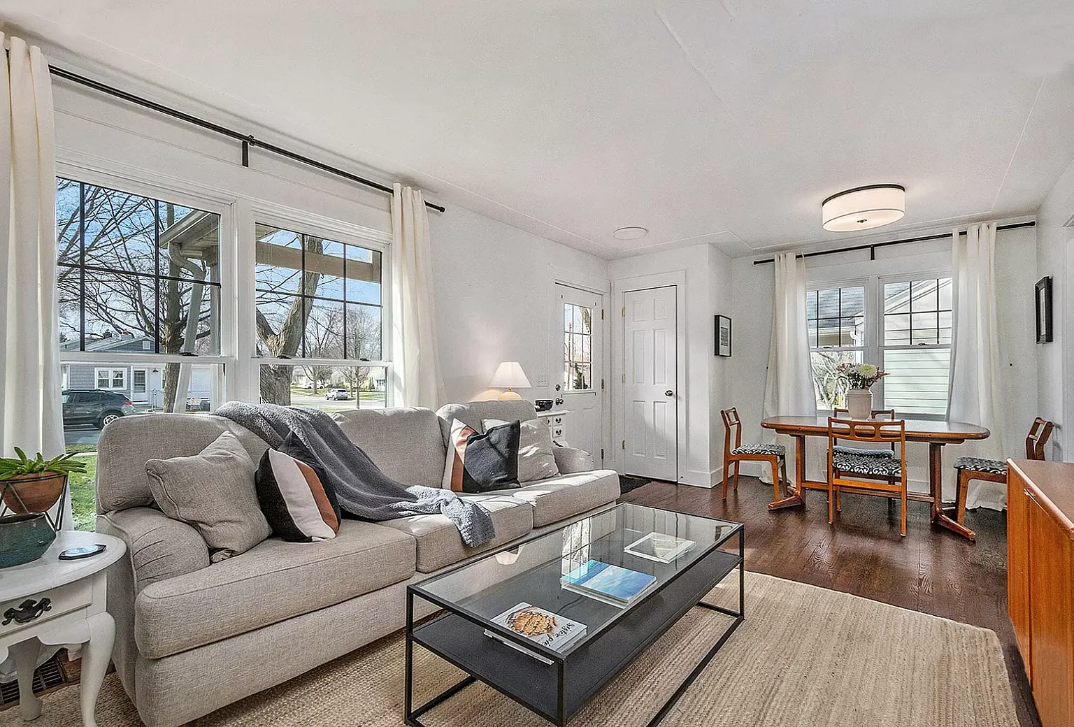 4 bed, 1530 sqft, $3,400 — Photo 3