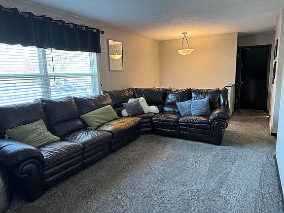 3rd image of 1000 Rice Dr