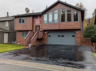18836 Mountain Point Dr, Eagle River, AK 99577