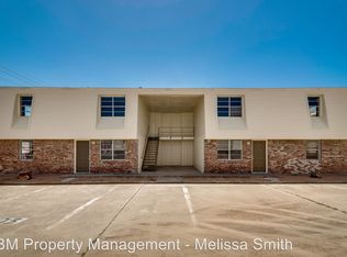 825 N Highway 171 APT 403, Mexia, TX 76667