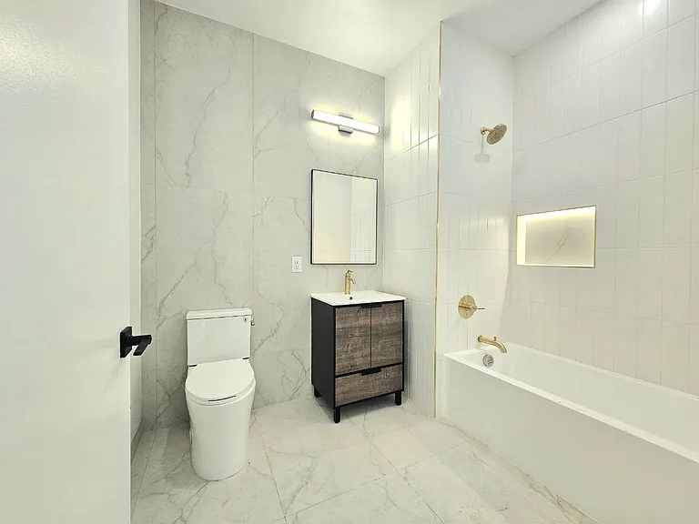 472 Mountainview Ave #102 — Photo 5