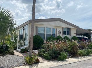 1056 Dove Ln, Tarpon Springs, FL 34689