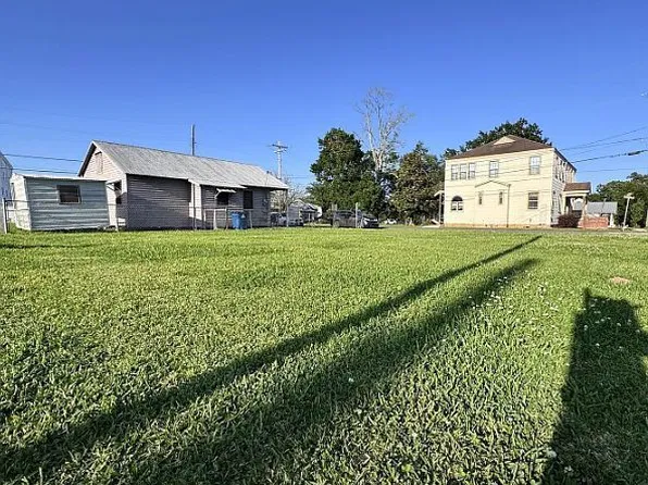 516 Saint Martin St, Saint Martinville, LA 70582
