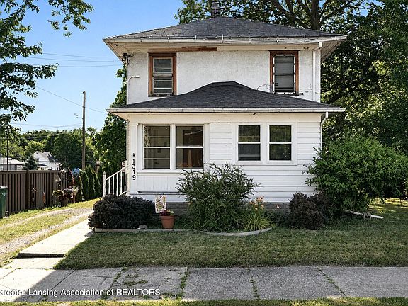 4th image of 1319 Massachusetts Ave