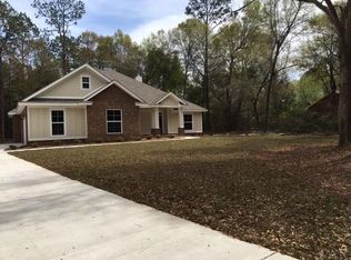5440 Greenleaf Dr, Pace, FL 32571