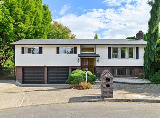 820 NE 168th Pl, Portland, OR 97230