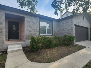 8206 Talkenhorn, Converse, TX 78109