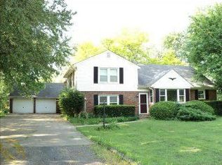 34375 Willow Rd, New Boston, MI 48164