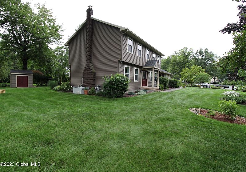 4th image of 49 Wiltshire Way