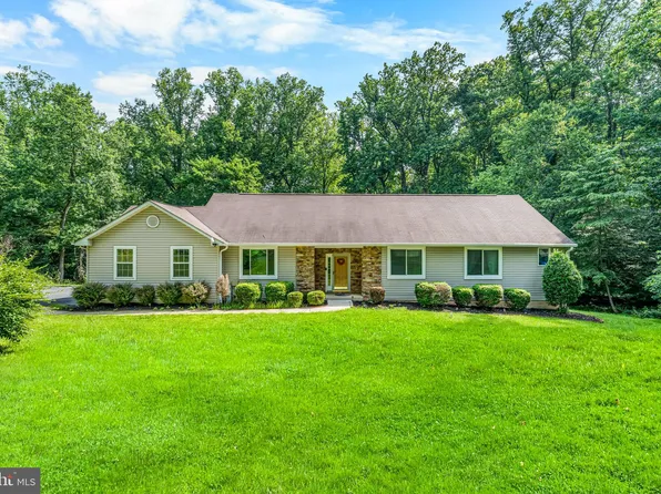 10870 Hammond Dr, Laurel, MD 20723