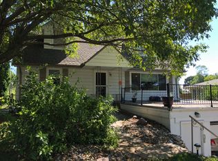 221 N Molley St, Bennington, NE 68007