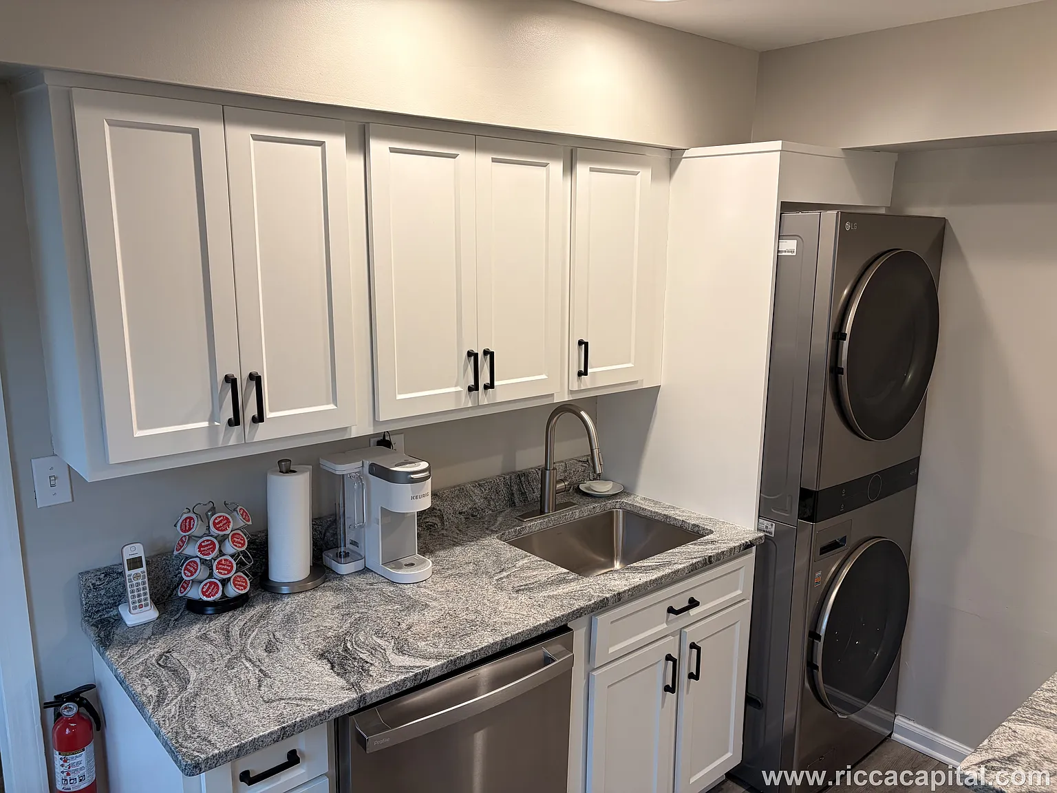 2 bed, 1023 sqft, $2,495 — Photo 2