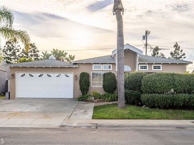 8819 Glider Ave, Los Angeles, CA, 90045