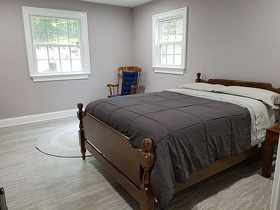 3rd image of 7207 King Richard Dr