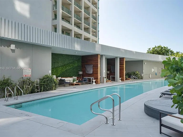 2831 S Bayshore Dr #1603 — Photo 10