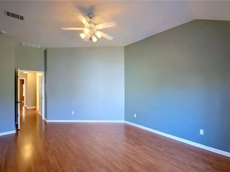 129 Copperwood Loop — Photo 23