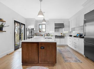 161 Thorndike St #161, Brookline, MA 02446